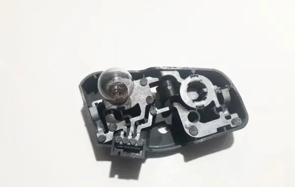 BMW 3 E46 Tail light bulb cover holder 388570r 6907938