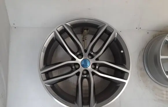 Jaguar F-Pace R20 alloy rim SX0605