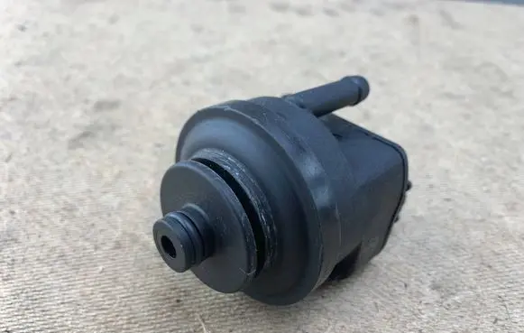 BMW 7 E65 E66 Fuel filter heater 7799968 13327799968 13328512369