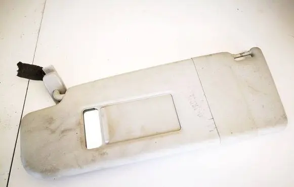 Sun visor