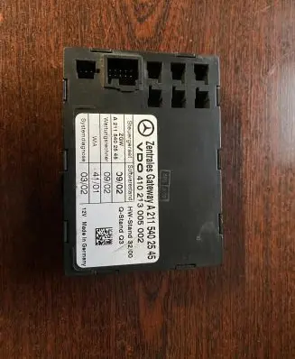 Mercedes-Benz E W211 Gateway control module A2115402545 410213005002