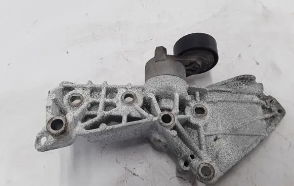 Dacia Lodgy Generator/alternator bracket 8200689495