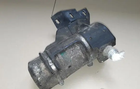 Audi A6 S6 C4 4A Air conditioning (A/C) air dryer 4A0260197G