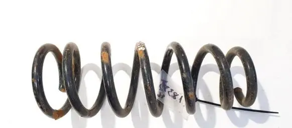 Toyota Avensis T250 Rear coil spring