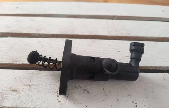 Audi A3 S3 8P Clutch slave cylinder 1K0721261