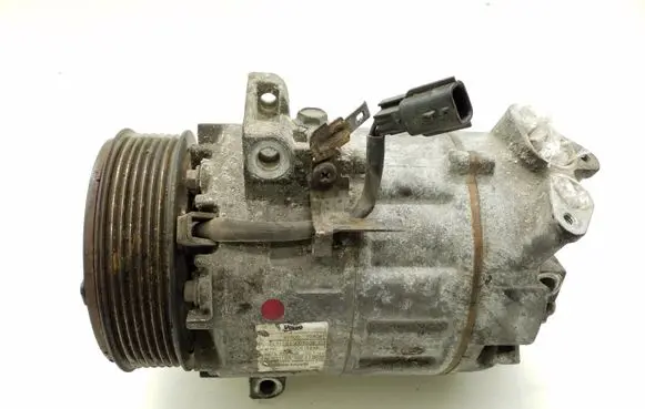 Nissan Qashqai Air conditioning (A/C) compressor (pump) 926001DA0A