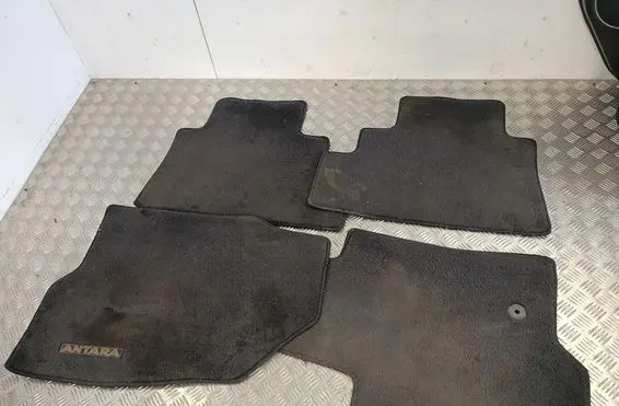 Opel Antara Car floor mat set 
