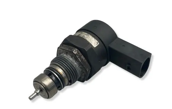 Mercedes-Benz E W211 Fuel pressure regulator A6110780449