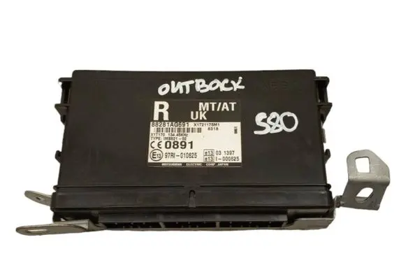 Subaru Outback Central body control module 88281AG691 97RI010625 X1T21175M1