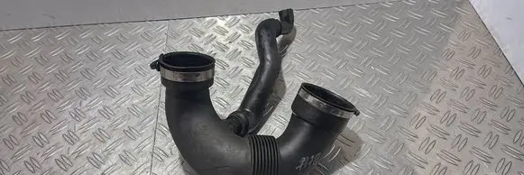 Mercedes-Benz ML W163 Turbo air intake inlet pipe/hose A6120940308 606751 9833328