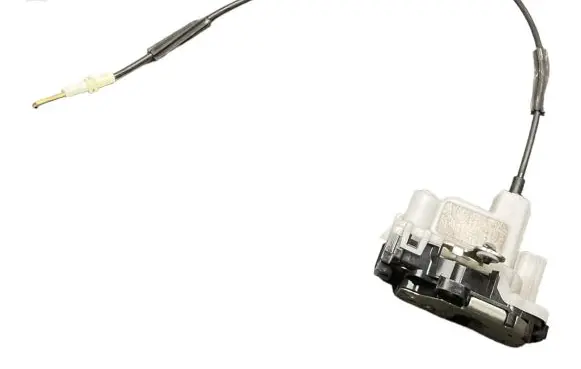 Fiat 500 Front door lock