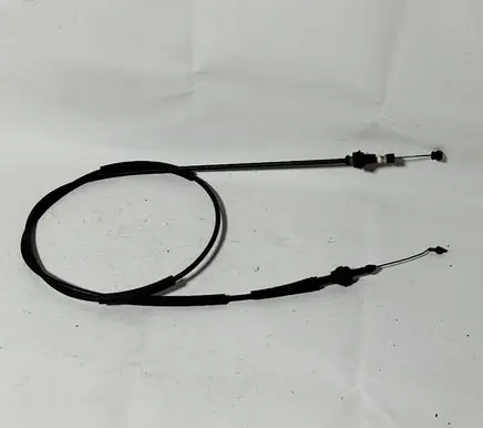 Volkswagen Golf IV Throttle cable 1J0721555T