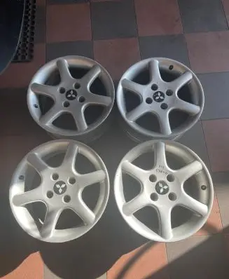 Nissan Almera N16 R16 alloy rim 01311082