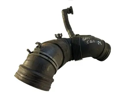 Audi A3 S3 8P Air intake hose/pipe 3C0129654