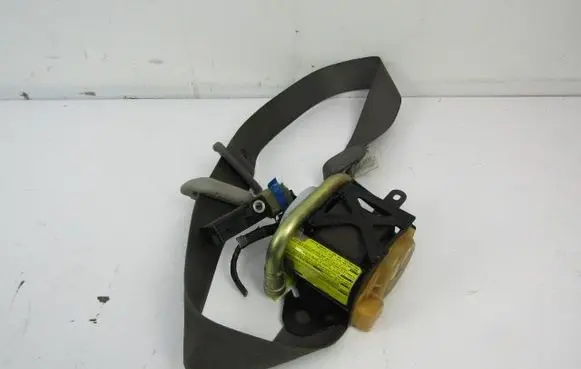 Mazda 6 Set of seat belts 