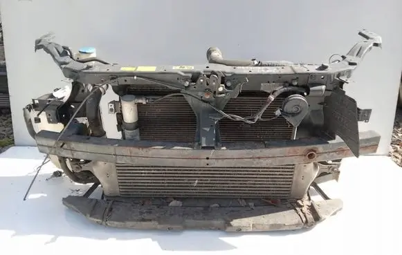 Nissan Qashqai Radiator support slam panel