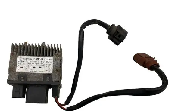 Porsche Cayman 987 Fan control module 99761843602 898082000