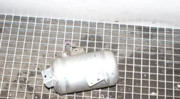 Volkswagen Phaeton Air suspension tank/reservoir 3D0616201