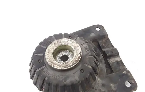 Ford Mondeo Mk III Rear coil spring rubber mount 1S7118198