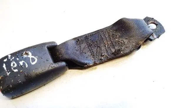 Mitsubishi Pajero Sport I Rear seatbelt buckle nsb1053 ysed