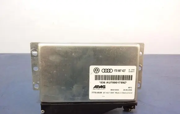 Volkswagen Touran I Other control units/modules 1T0907427