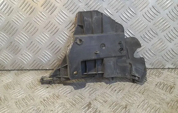 Volvo S80 Front bumper mounting bracket 31265345