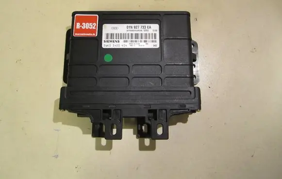 Volkswagen PASSAT B5 Gearbox control unit/module 01N927733EA