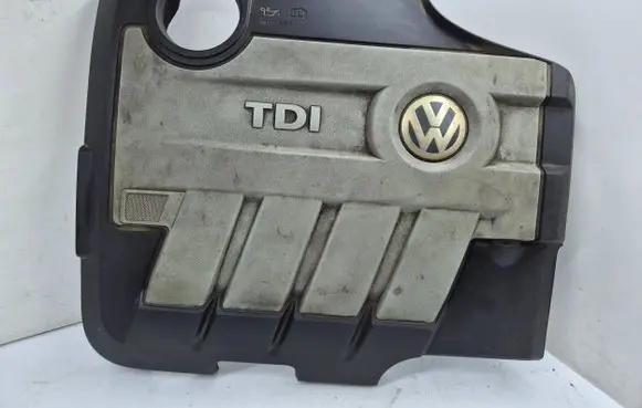 Volkswagen PASSAT CC Engine cover (trim) 03L103925af 03L103925ad 03L103925ae