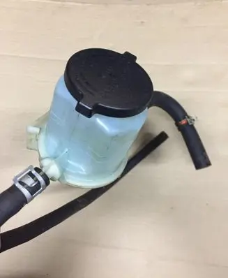 Toyota Land Cruiser (J150) Power steering fluid tank/reservoir