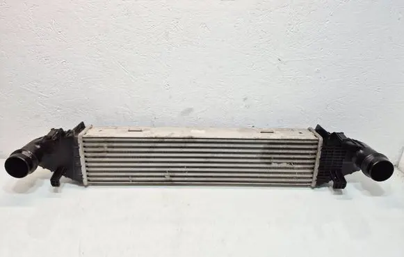 Mercedes-Benz C W204 Intercooler radiator A2045000100