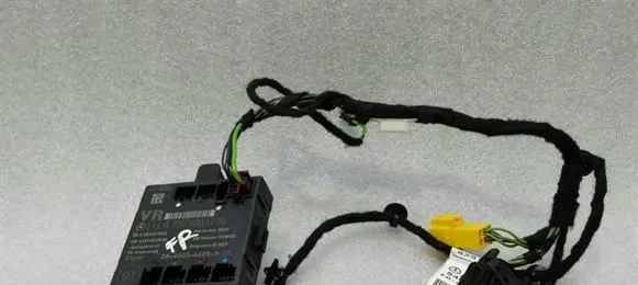 Mercedes-Benz E C207 W207 Door control unit/module A2079001200