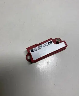 Volkswagen Golf IV Airbag deployment crash/impact sensor 1J0909606D 14000612 5WK42350