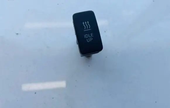 Windscreen/window heater switch