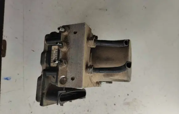 Peugeot 607 ABS Pump 9658484880 87BAE50612978