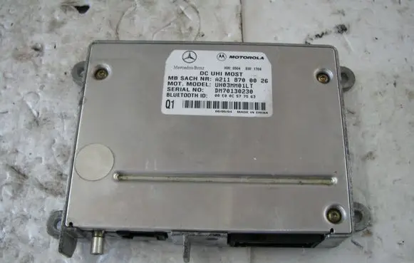 Mercedes-Benz E W211 Bluetooth control unit module A2118700026