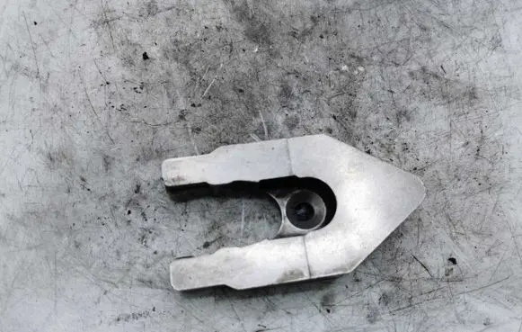 Nissan X-Trail T30 Fuel Injector clamp holder NOCODE