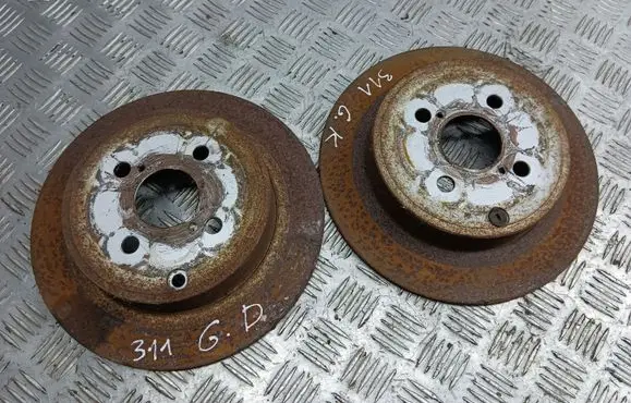 Toyota Corolla E120 E130 Rear brake disc