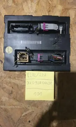 Audi A5 8T 8F Comfort/convenience module 8K0907064DP