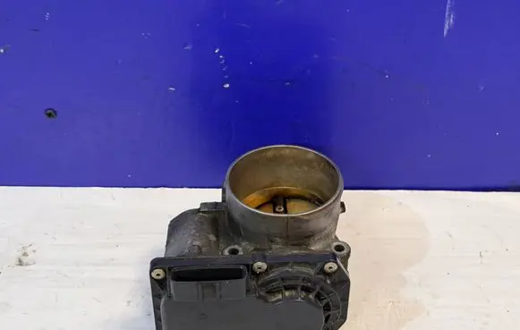 Volvo S60 Throttle valve 31331277