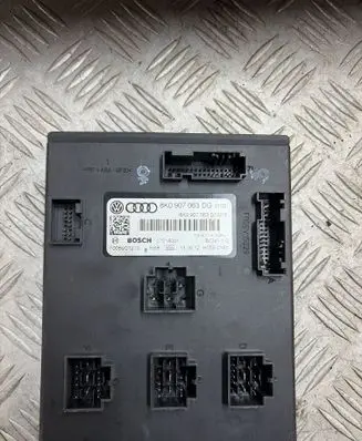 Audi A4 S4 B8 8K Comfort/convenience module 8K0907063DG