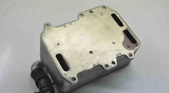 Engine oil radiator
