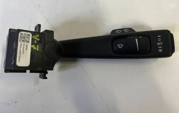 Volvo V70 Wiper control stalk 31264354