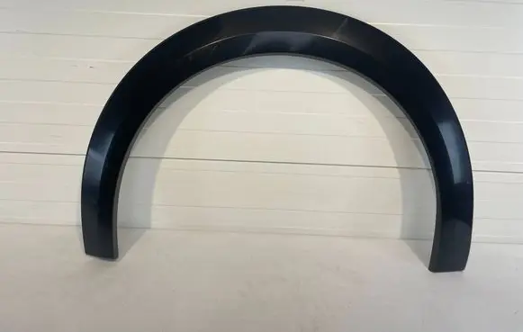 Peugeot 208 II Rear arch trim 9824722480