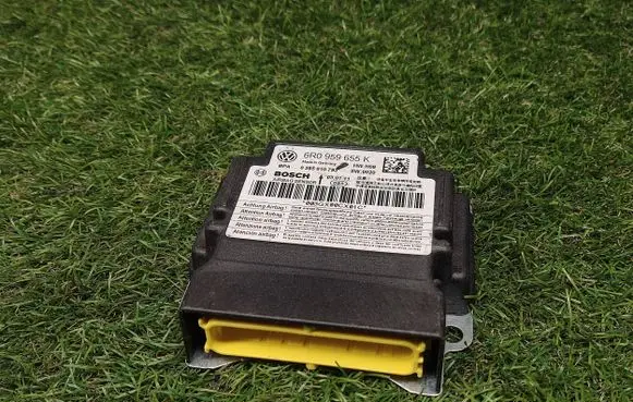 Volkswagen Polo V 6R Airbag control unit/module 6R0959655K 0285010793