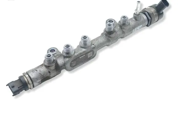 Land Rover Evoque II Fuel main line pipe G4D39D280AA 0281006464 0445214332