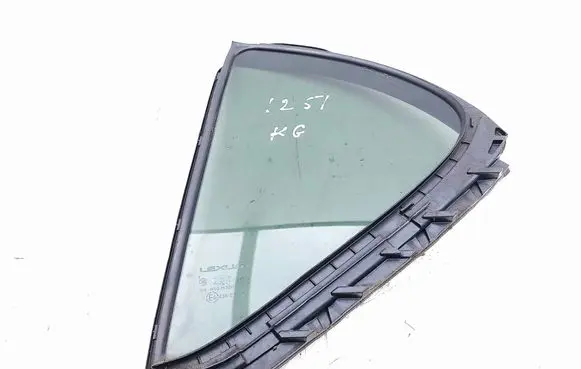 Rear vent window glass