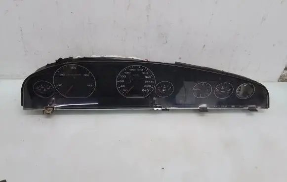 Audi A6 S6 C4 4A Speedometer (instrument cluster) 4A1919033