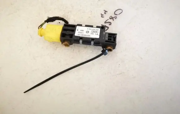 Audi A4 S4 B6 8E 8H Airbag deployment crash/impact sensor 8e0959643a