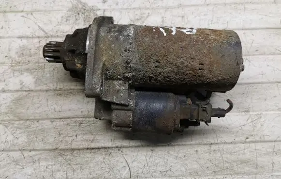 Seat Alhambra (Mk1) Starter motor NOCODE