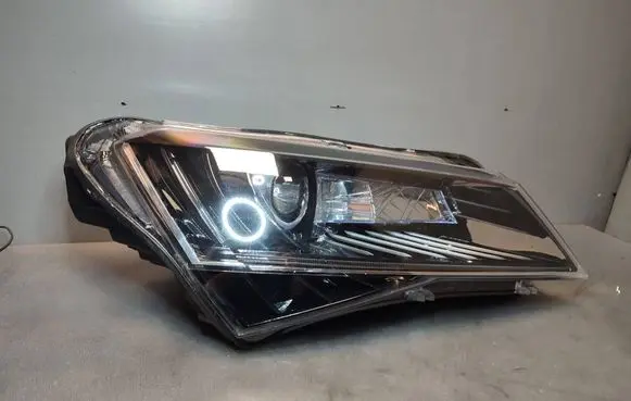 Skoda Superb B8 (3V) Headlight/headlamp 1ZS01193942